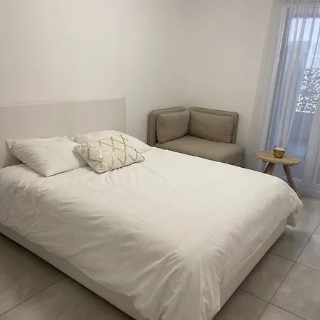 2 Pièces Avec Terrasse Et Piscine Croisette Appartamento *